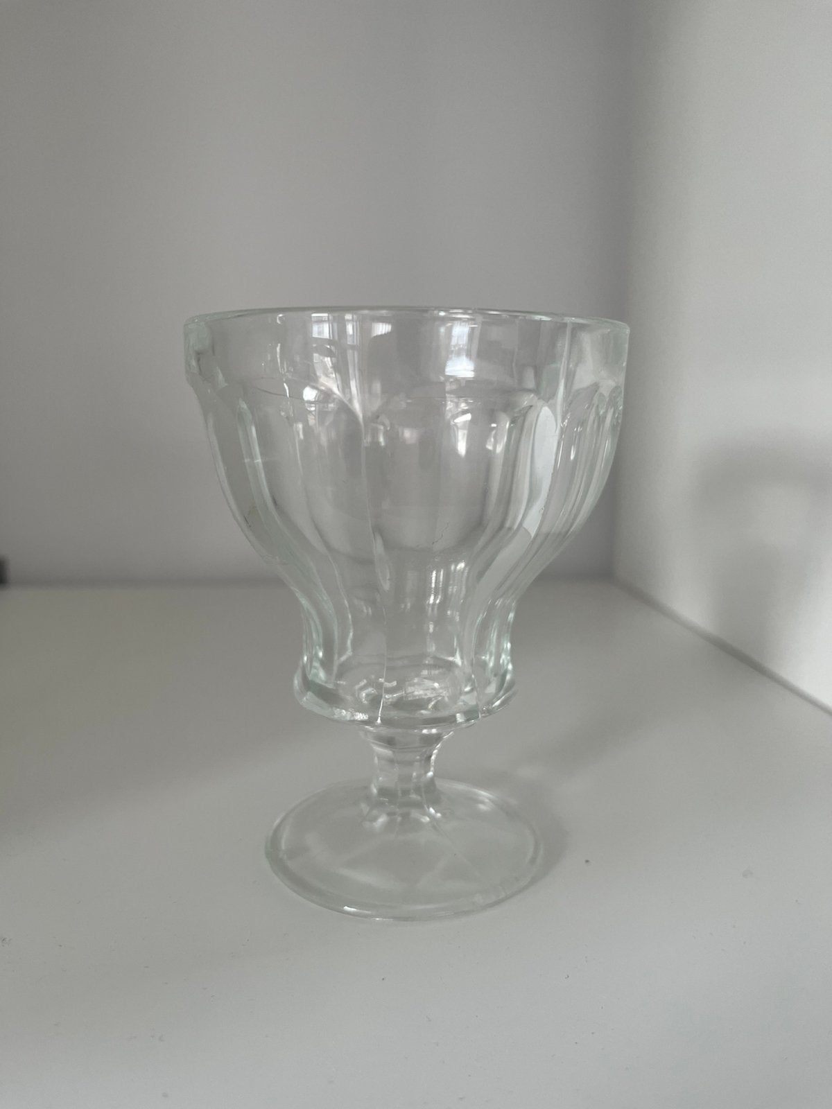 2x Vintage Art Deco Dessertcoupes / IJscoupes op Voet. Glas, Ophalen of Verzenden, Zo goed als nieuw, Overige typen