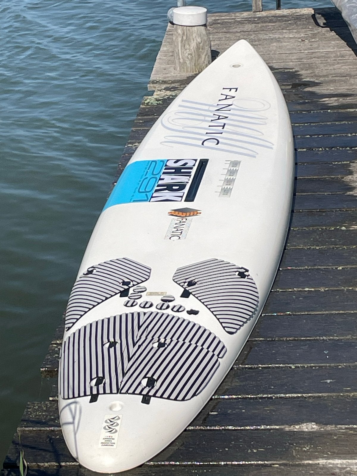 Fanatic Shark 291 Windsurfset - Complete set, Watersport en Boten, Windsurfen, Ophalen, 250 tot 300 cm, Gebruikt, 5 tot 6.5 m²