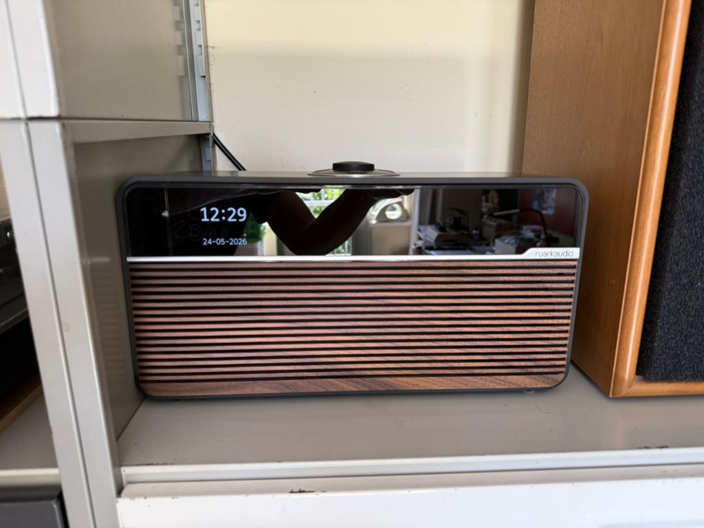Ruark audio R2 Mk4 smart radio, Ophalen of Verzenden, Zo goed als nieuw
