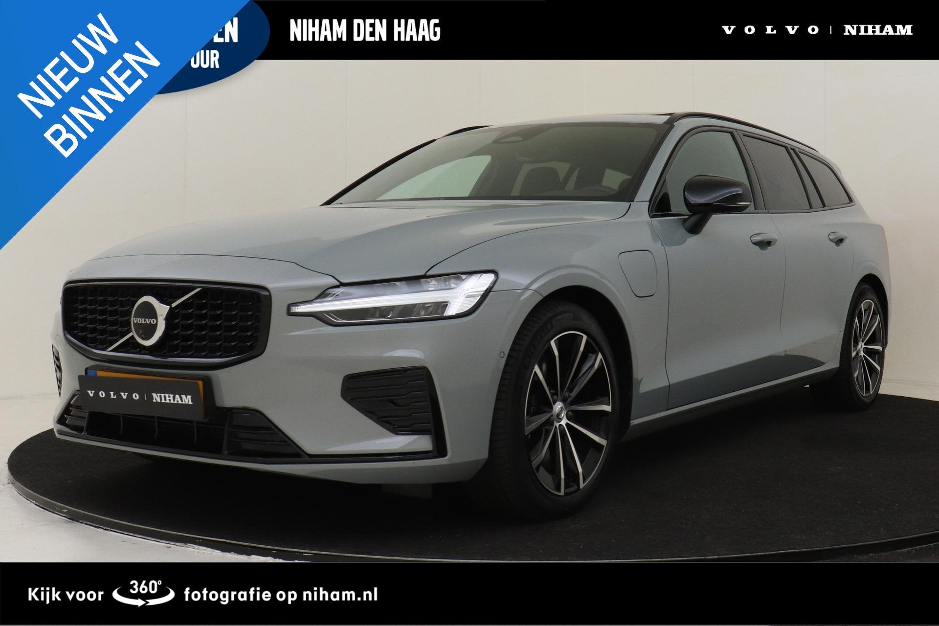Volvo V60 T8 PLUG-IN HYBRID AWD PLUS DARK -PANO.DAK|HARMAN/K