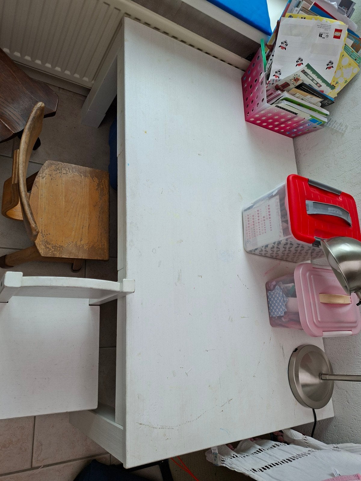 Speeltafel voor kinderen, Ophalen
