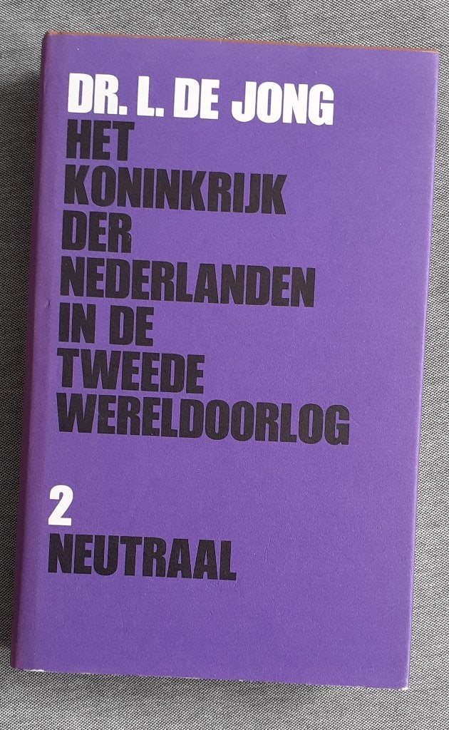 L.de Jong- 4 - Mei '40 - Maart '41 (Het Koninkrijk der ..), Ophalen of Verzenden, 20e eeuw of later, Zo goed als nieuw, Dr. L. de Jong