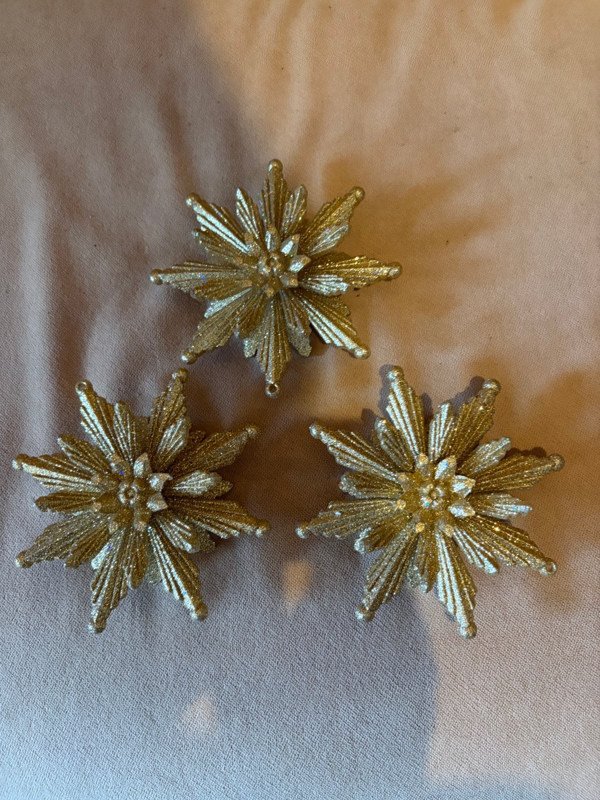 3 kleine sneeuwsterren 10 cm voor tqfel deco of opgangen, Ophalen of Verzenden, Zo goed als nieuw
