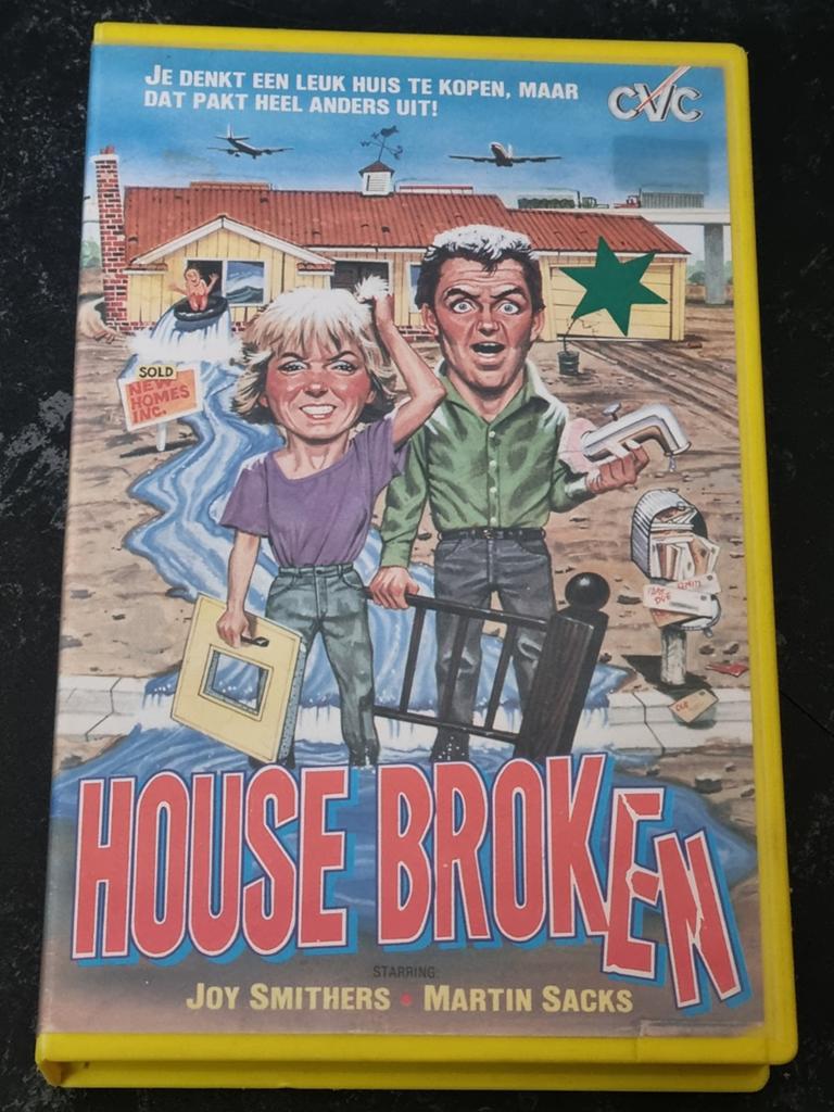 House Broken VHS - Komedie over huizenkoop, Alle leeftijden, Ophalen of Verzenden, Gebruikt, Komedie