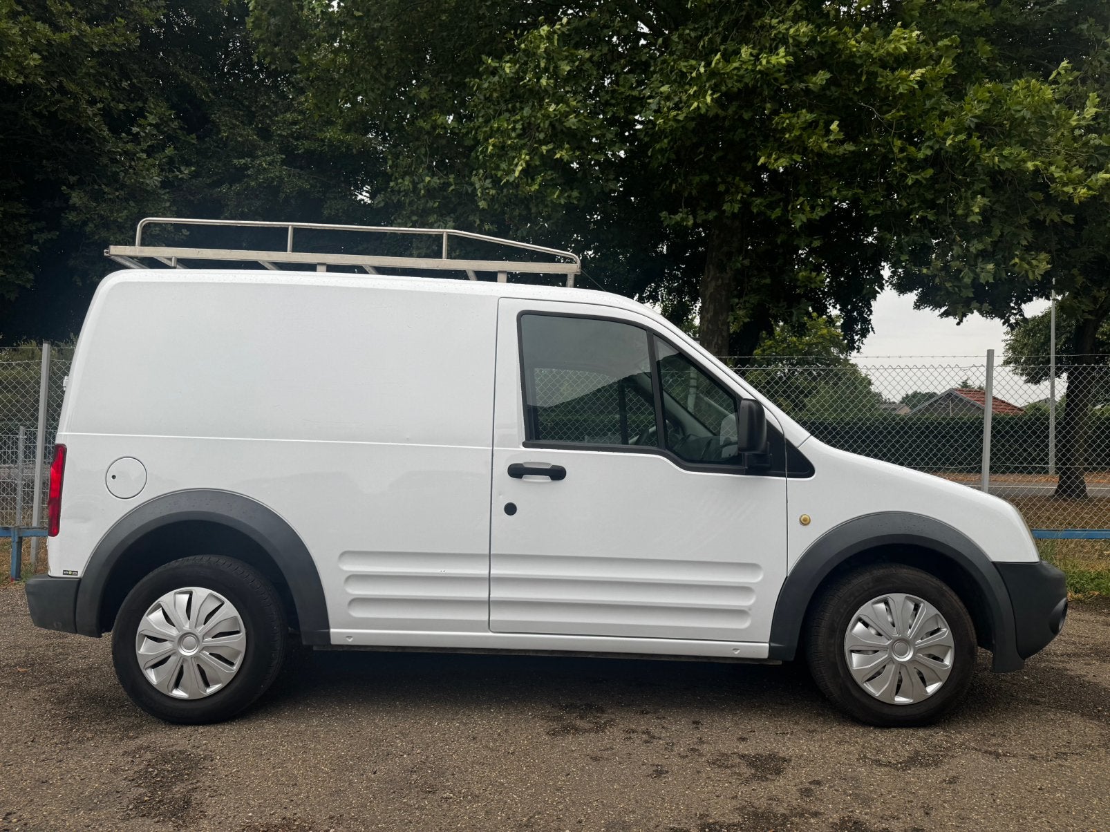 Ford Transit Connect E 28KW 2011, Auto's, Bestelauto's, Voorwielaandrijving, Euro 5, 4 cilinders, Wit