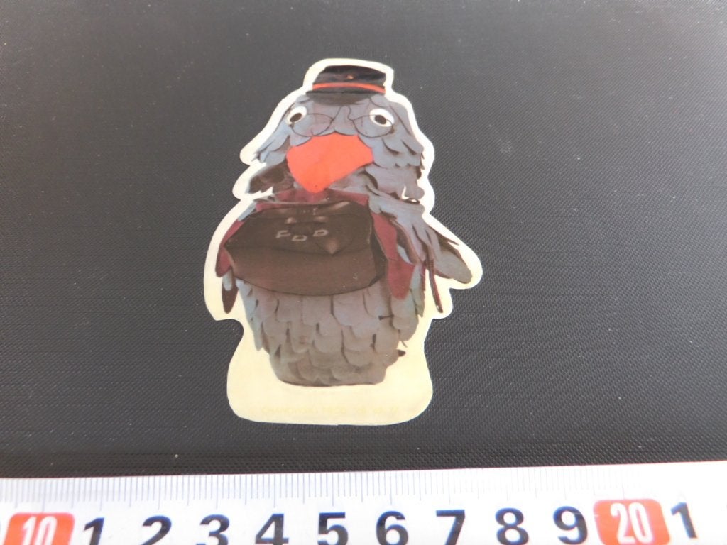 sticker fabeltjeskrant ome gerrit de postduif, Ophalen, Zo goed als nieuw