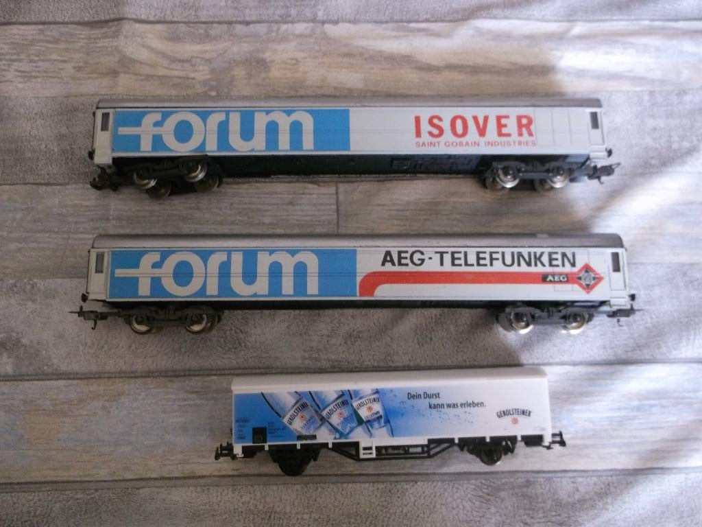 2 lima en 1 piko wagon, Hobby en Vrije tijd, Modeltreinen | H0, Gebruikt, Gelijkstroom, Wagon, Ophalen of Verzenden