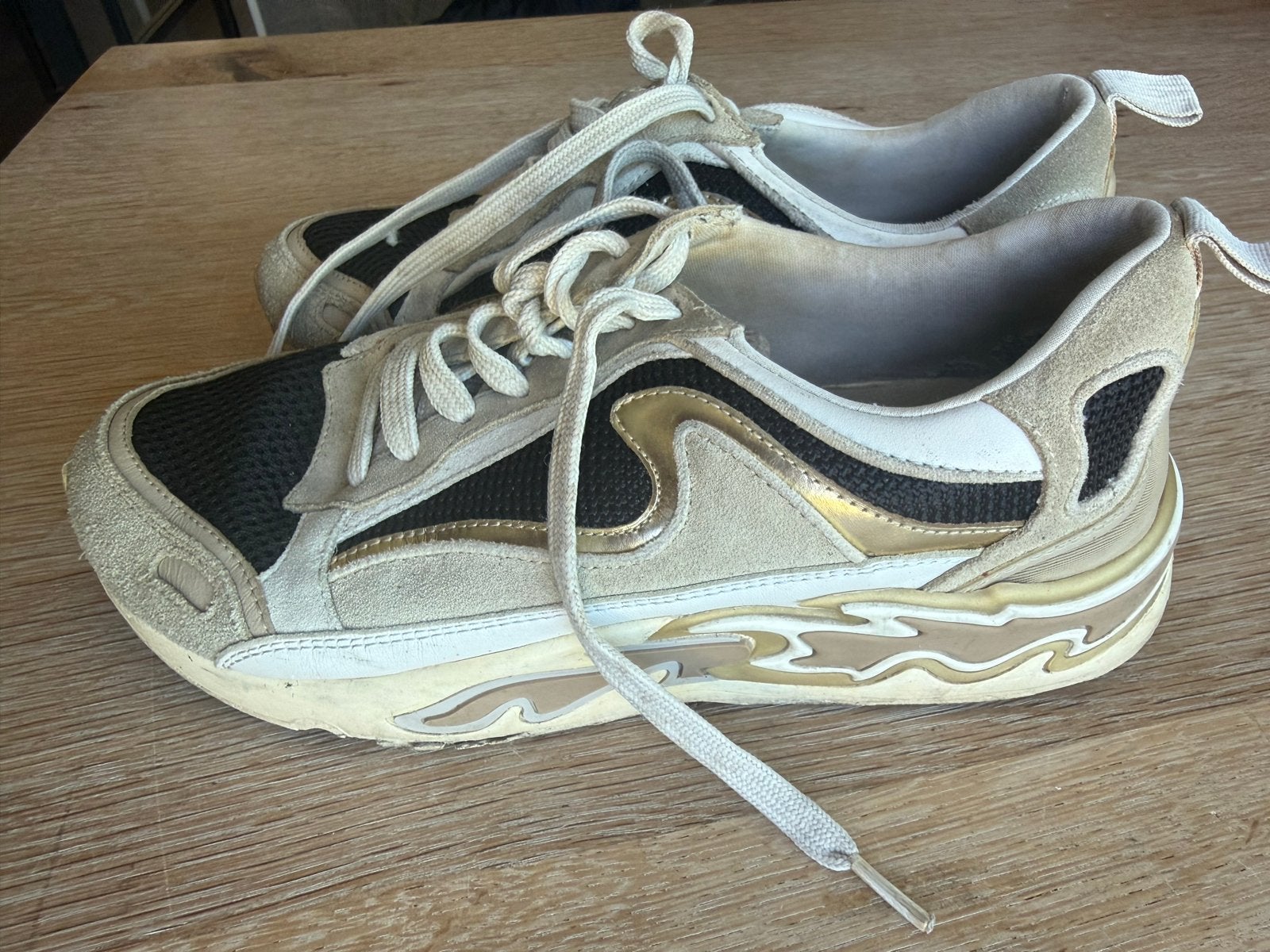 Sandro sneaker, Beige, Ophalen of Verzenden, Sneakers of Gympen, Gedragen