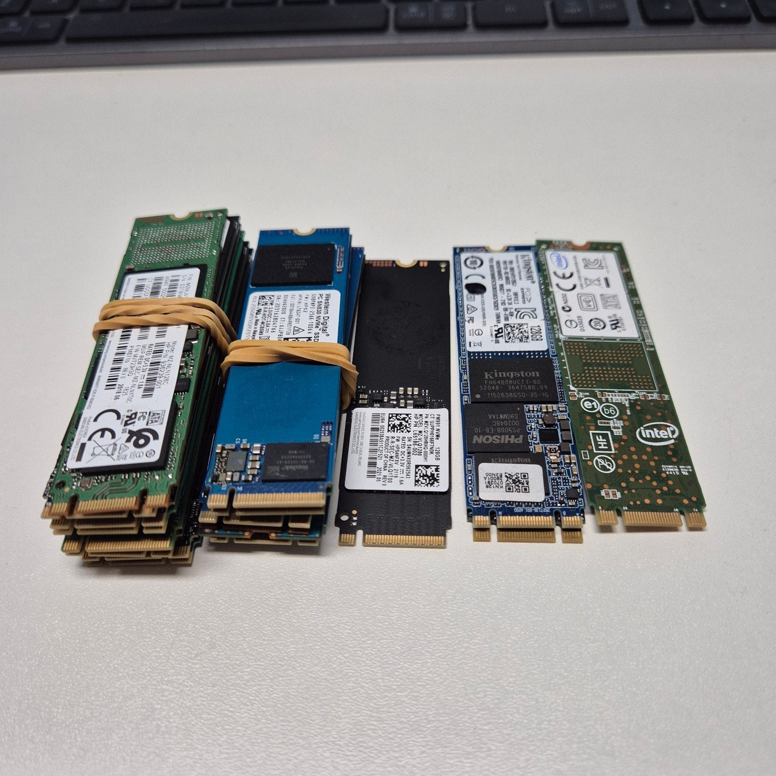 Diverse A Merken 128GB M.2 SSD 2280, Computers en Software, Harde schijven, Gebruikt, Laptop, Intern, SSD, SATA, Verzenden