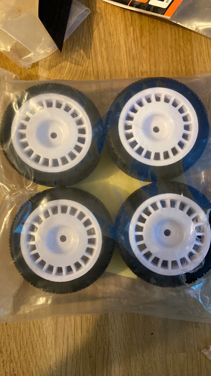 65mm wielen 1/10 rc, Ophalen of Verzenden, Zo goed als nieuw, Onderdeel