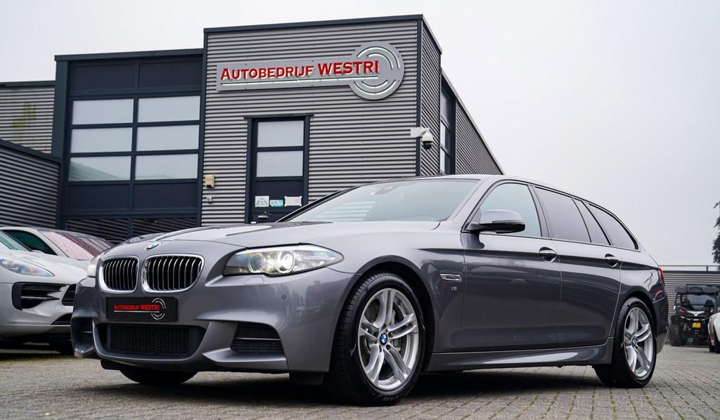BMW 5-serie Touring 528i High Executive | Stand Kachel | Sof, Automaat, Gebruikt, 4 cilinders, 2000 kg