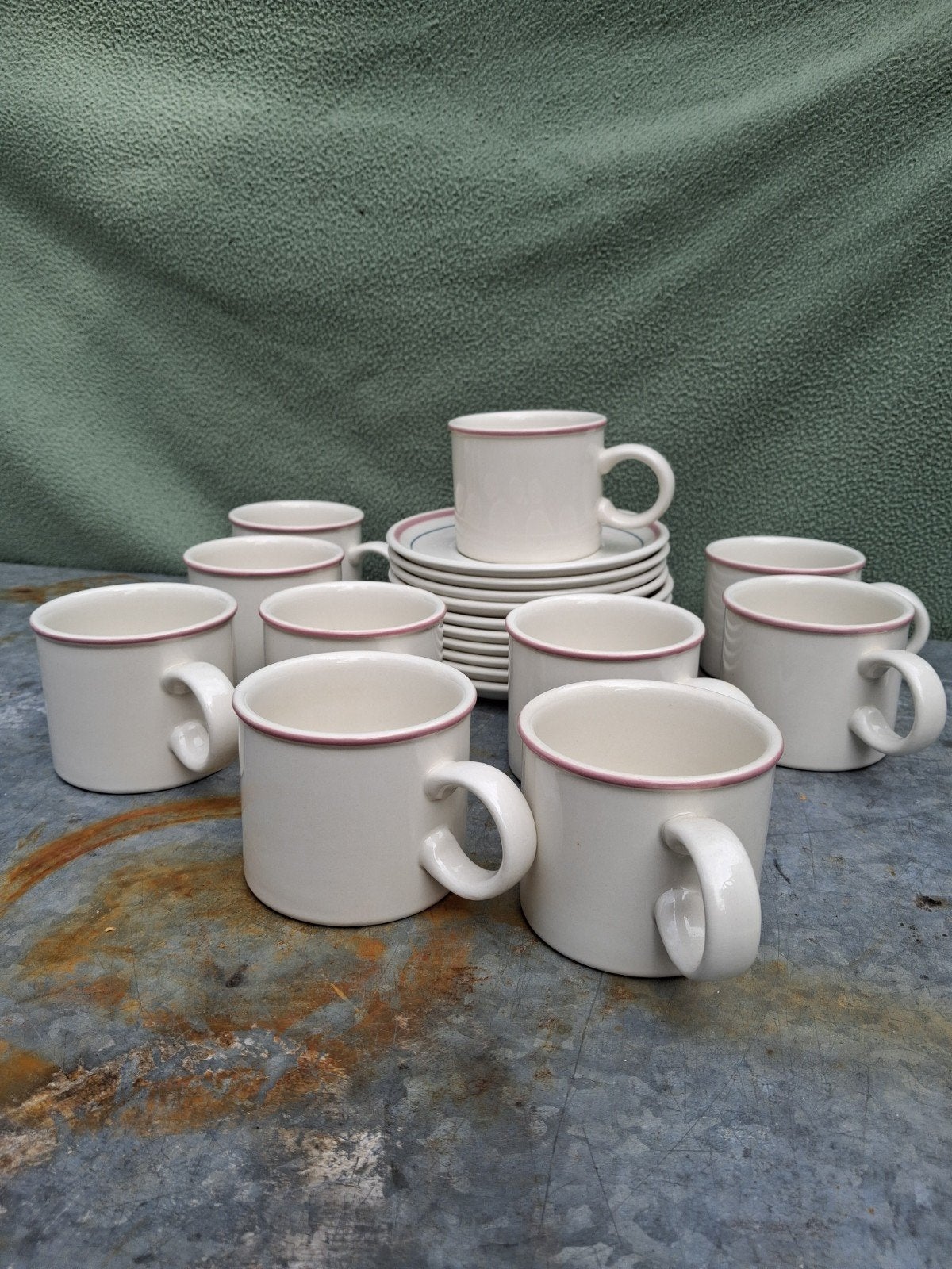 Midwinter Stonehenge Kop en Schotels met roze en blauwe rand, Huis en Inrichting, Gebruikt, Overige merken, Keramiek, Vintage