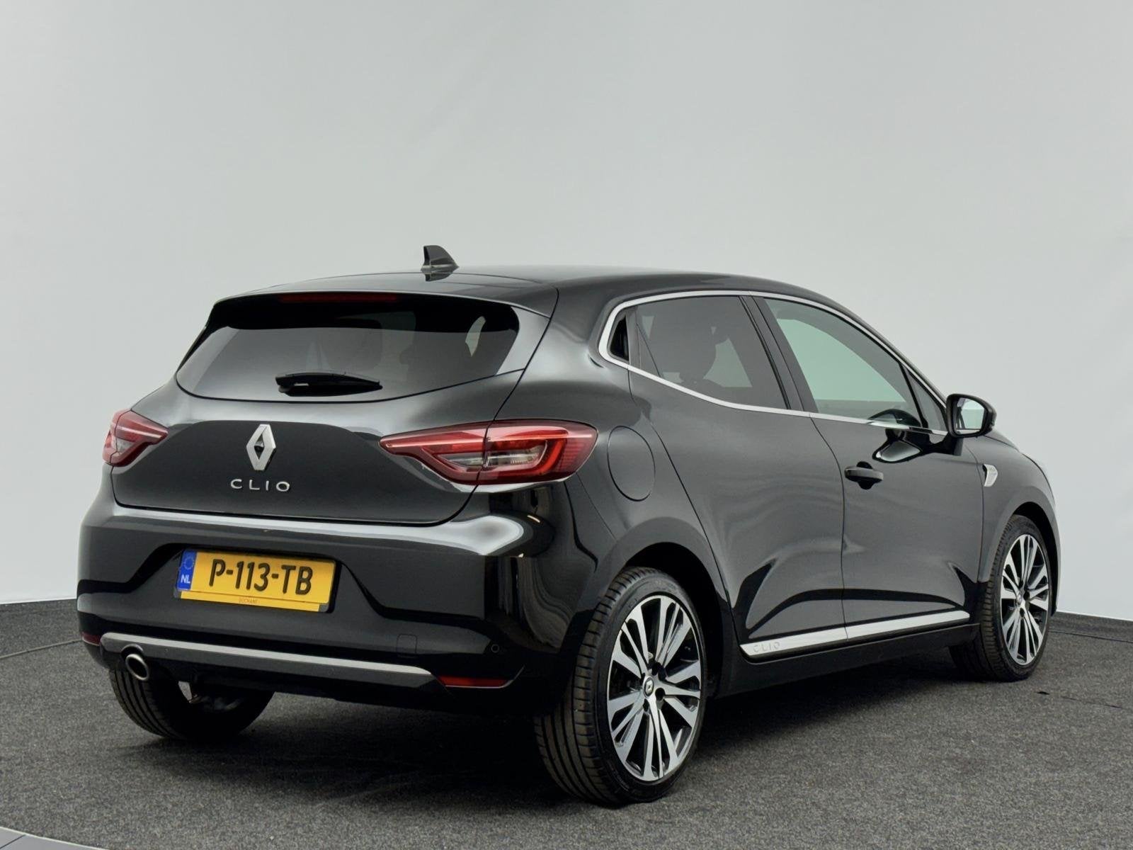 Renault Clio 1.0 TCe Initiale Paris | Leder | Bose Audio | C, Voorwielaandrijving, Gebruikt, Met garantie (alle), Bedrijf
