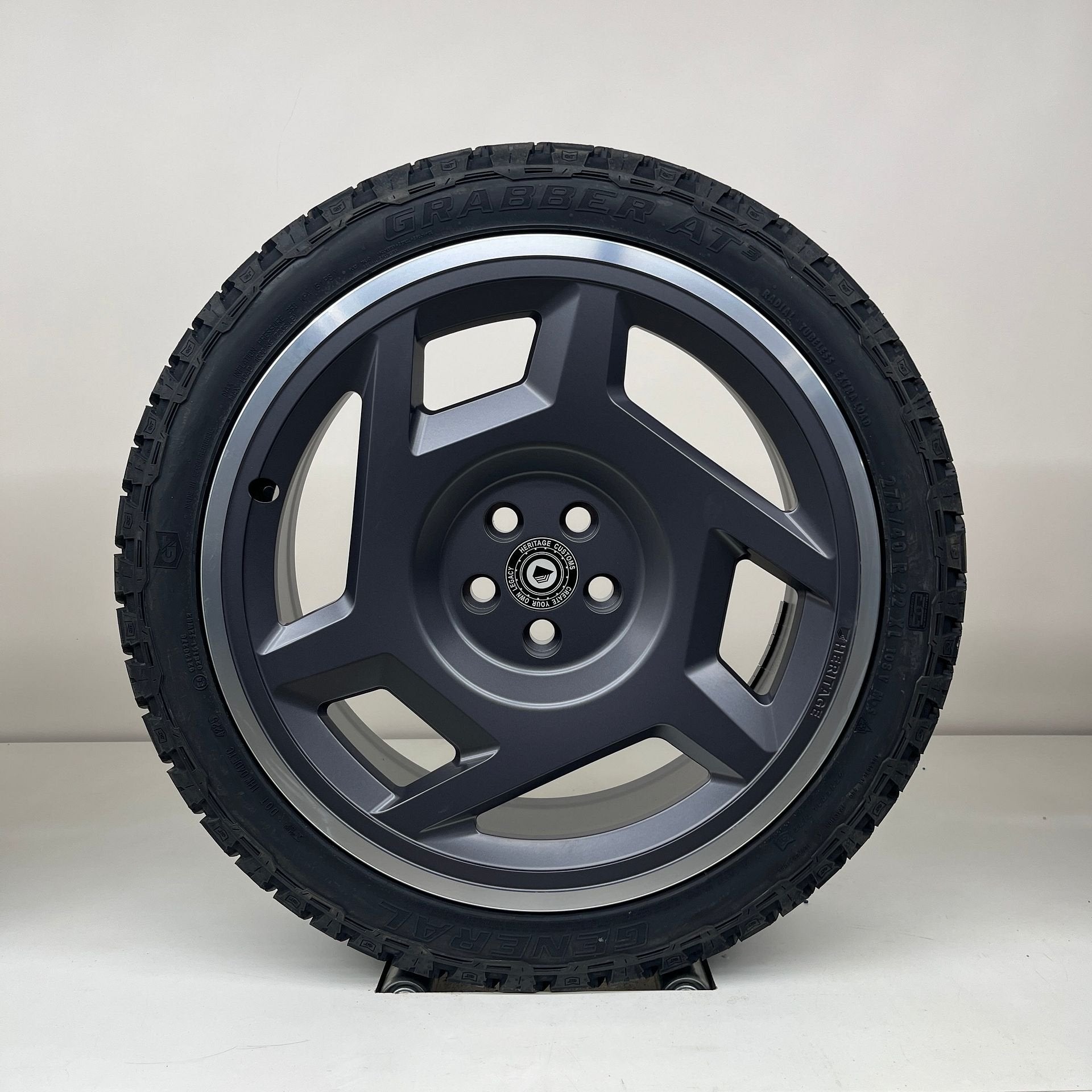 Land Rover Defender - 22 inch - all season NIEUW, 275 mm, Banden en Velgen, Nieuw, Overige maten