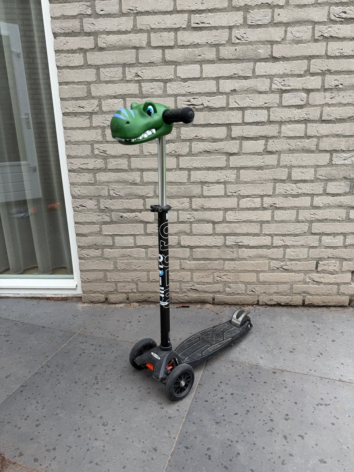 Micro step met dinosaurushoofd, Ophalen, Gebruikt, Gewone step
