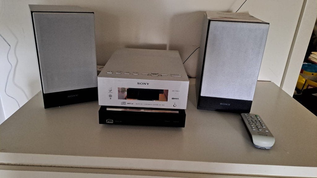 Sony radio set, Ophalen, Tuner of Radio, Zo goed als nieuw, Microset