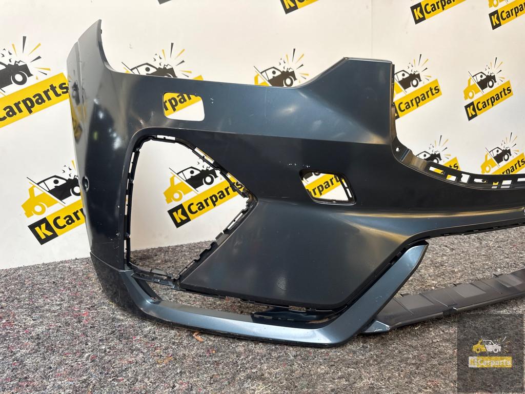 Volvo XC60 2 II R-Design Voorbumper Facelift 21- 32296893 PD, Gebruikt, Gunnar Engellaus vag 8
405 31  Gothenburg, SE, Voor, Info@volvocars.com