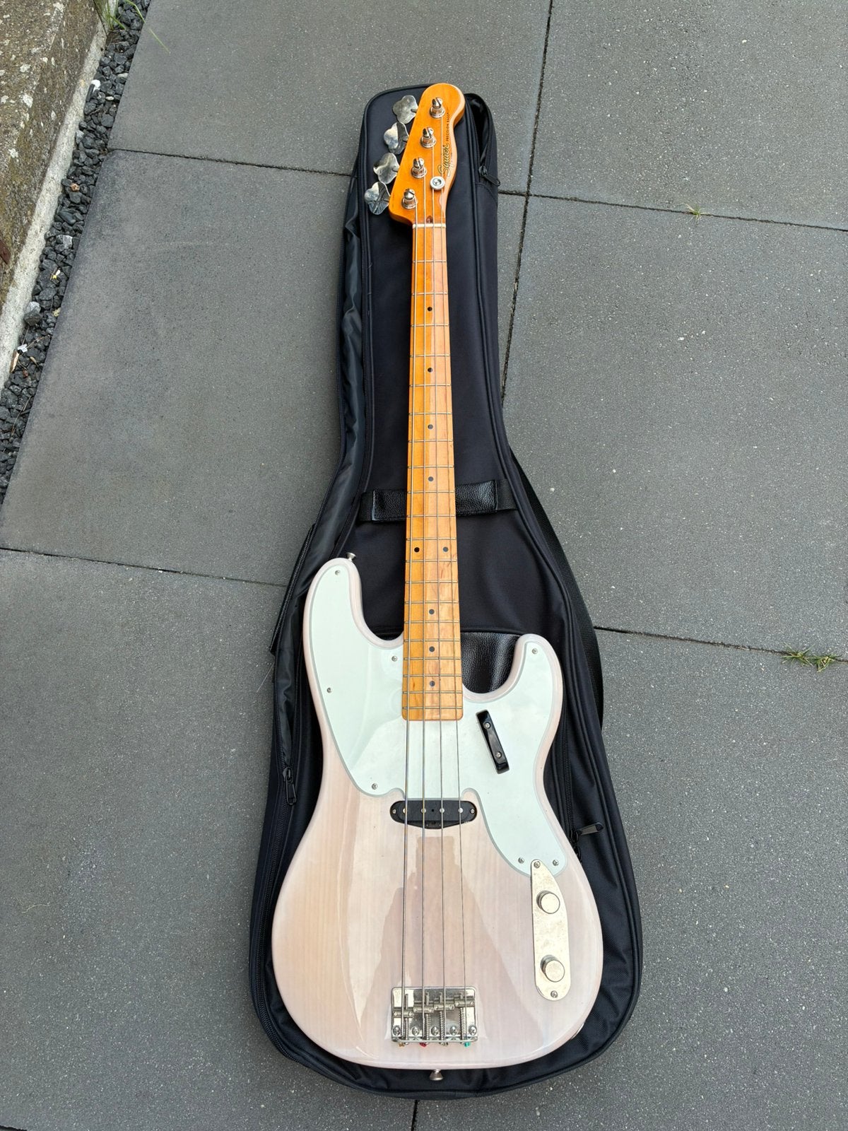 Squire by Fender Classic Vibe 50’s Precision Bass, Muziek en Instrumenten, Snaarinstrumenten | Gitaren | Bas, Ophalen, Zo goed als nieuw