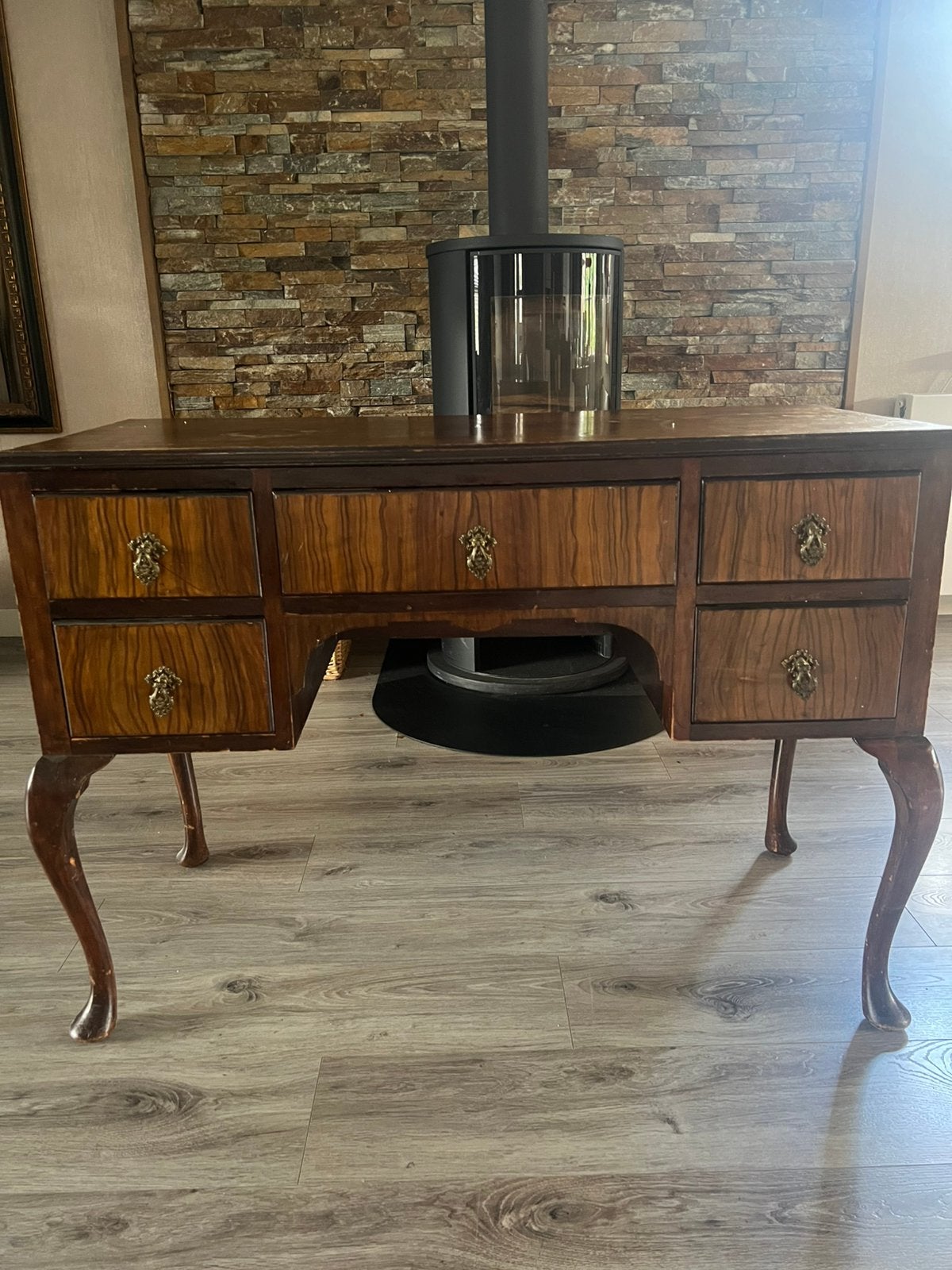 Klassiek vintage bureau in Queen Anne stijl, Ophalen, Gebruikt