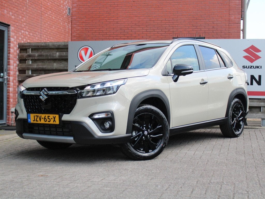 Suzuki S-Cross 1.4 Boosterjet Style Hybrid Special Edition P, Auto's, Suzuki, Gebruikt, 4 cilinders, Bruin, 1200 kg