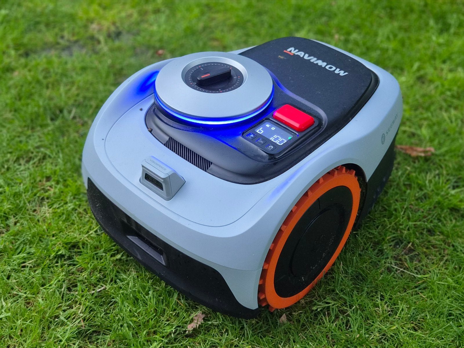 Segway Navimow i210 AWD Robotmaaier - Nieuwste Model, Cirkelmaaier, Accu-grasmaaier, Nieuw, Mulchfunctie