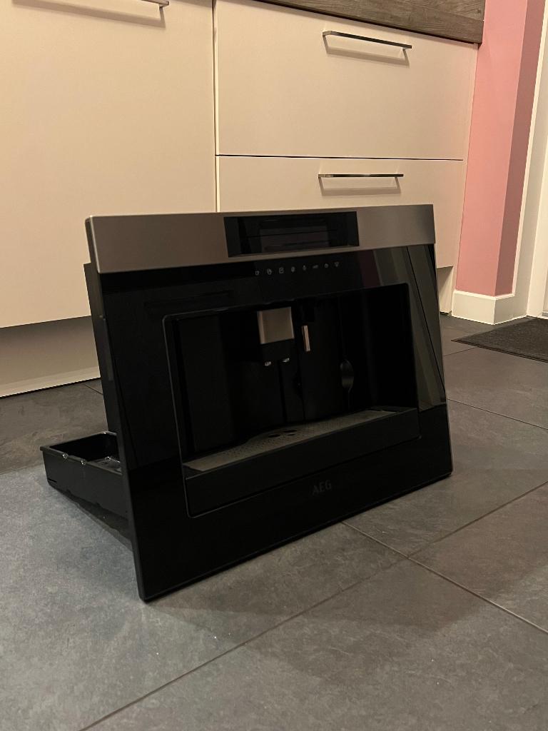 AEG inbouw koffiemachine, Witgoed en Apparatuur, Koffiezetapparaten, Ophalen, Gebruikt, 10 kopjes of meer, Koffiemachine
