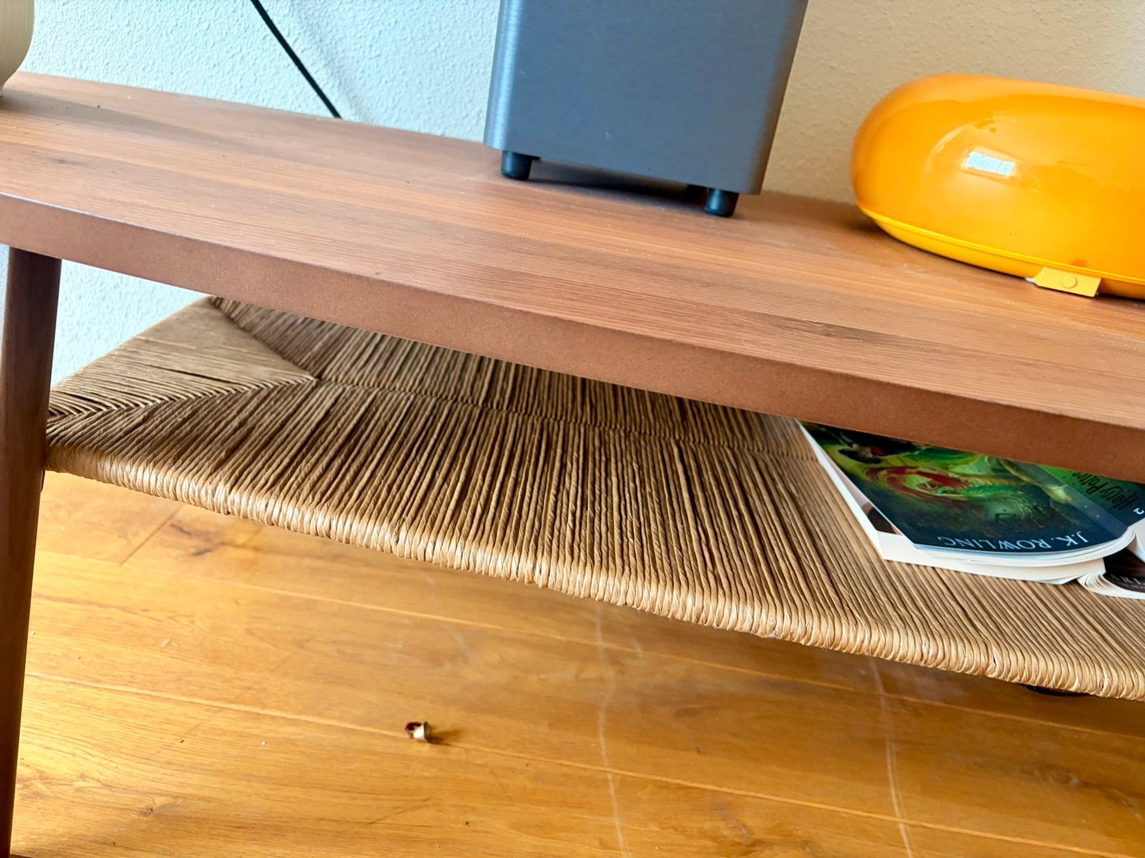 Ikea coffe table 180 cm long, 59 cm wide, Huis en Inrichting, Ophalen, 50 tot 100 cm, Zo goed als nieuw, 150 tot 200 cm