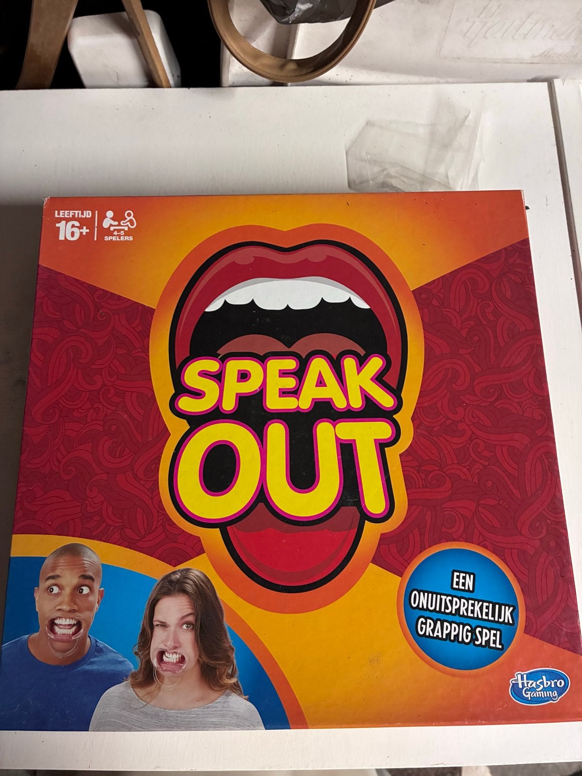 Speak Out Gezelschapsspel - Hasbro Gaming, Drie of vier spelers, Ophalen of Verzenden, Zo goed als nieuw