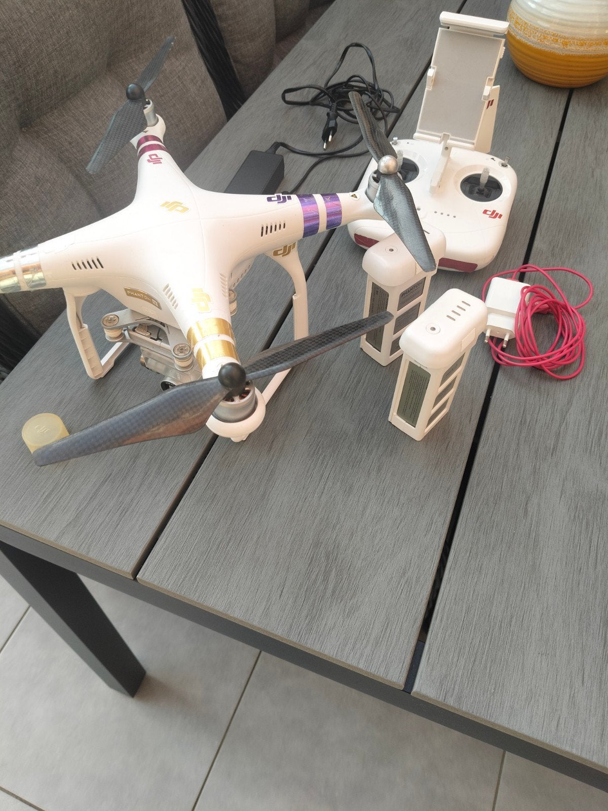 DJI Phantom 3 SE Drone met 2 accu's 250 euro  en rugzak, Gebruikt, Cameradrone, 1 tot 5 kilometer, 900 gram tot 4 kilo