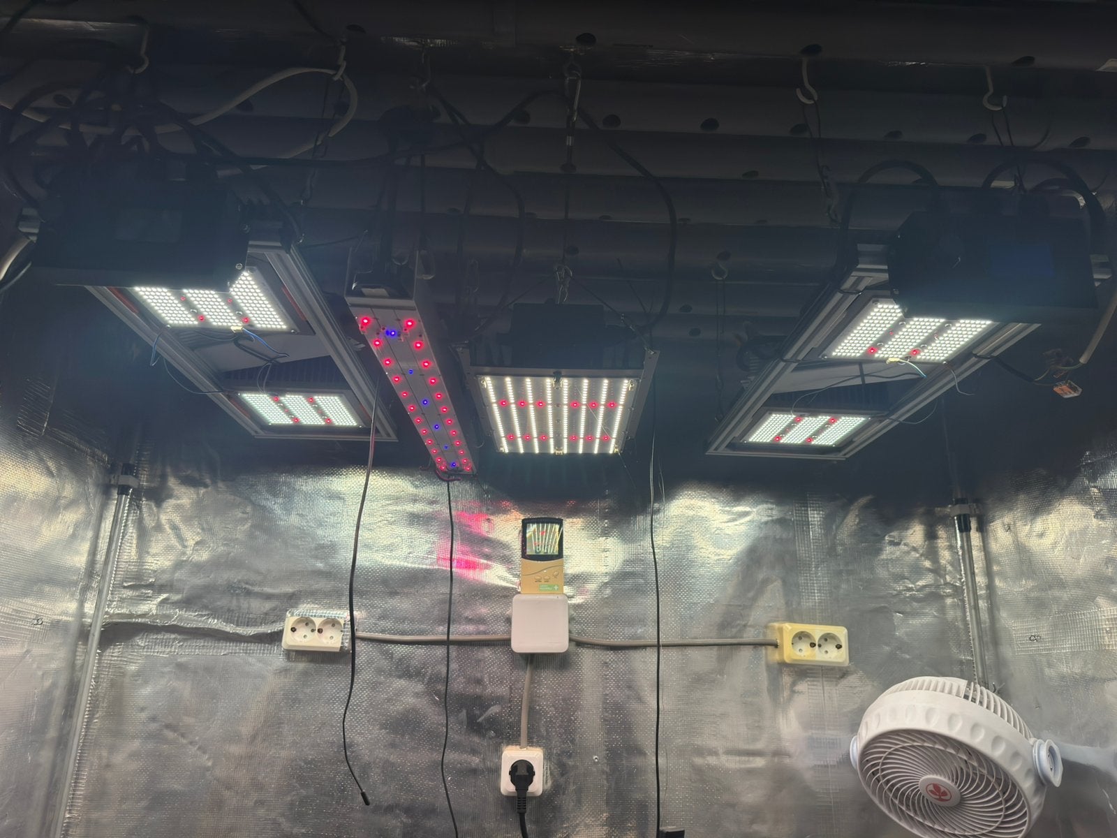 High-End LED Kweekset (Samsung / Osram) - Quantum Cubes, Ophalen, Zo goed als nieuw