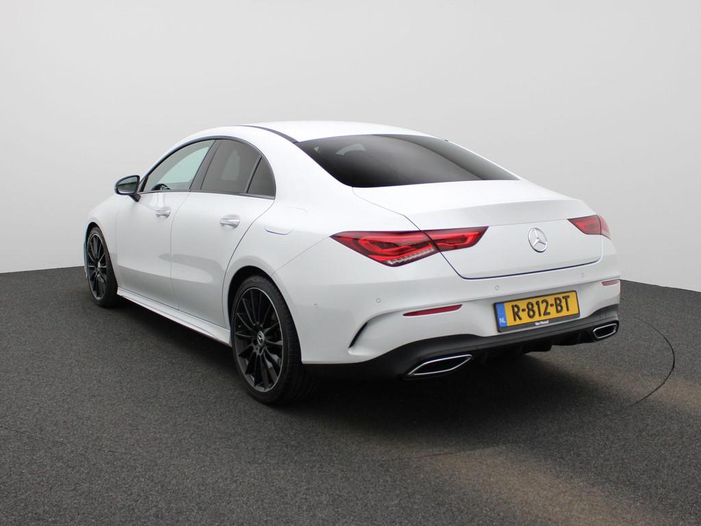 Mercedes-Benz CLA-klasse 180 AMG Line AUTOMAAT | AMG LINE |, Gebruikt, 4 cilinders, Leder en Stof, Wit