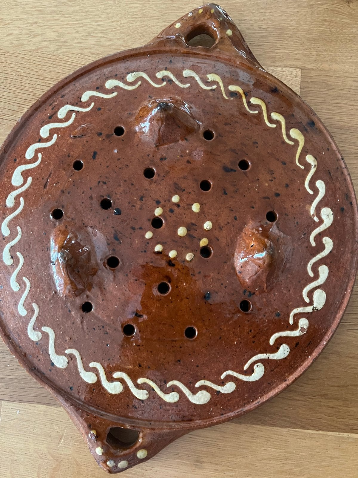 Workummer Aardewerk Fruitschaal met Gaten, Ophalen of Verzenden