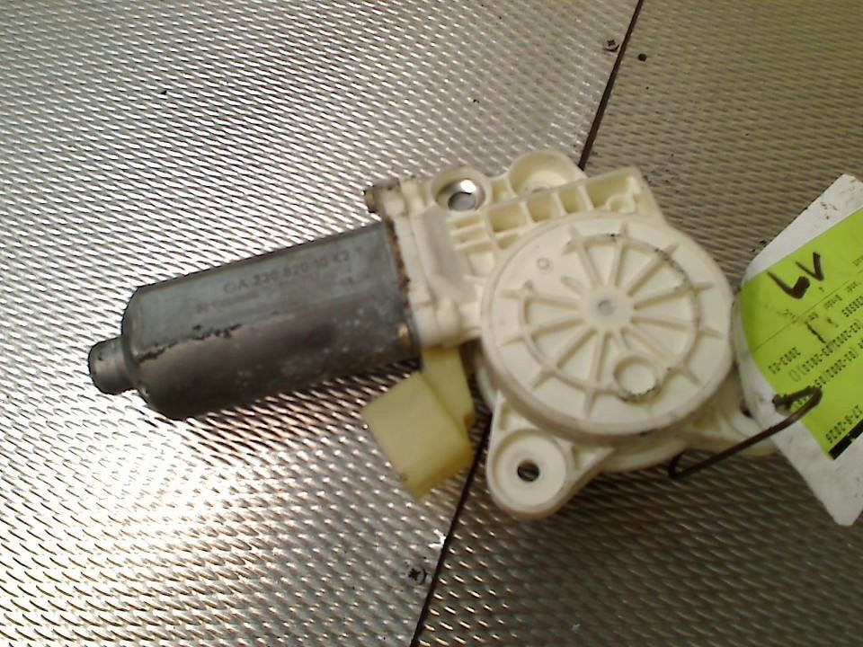Motor Raammechaniek Links Voor CLK (C209) 2003, Gebruikt, Mercedes-Benz AG, Mercedes-Benz, Mercedesstraße 120, Stuttgart 70372, , Duitsland