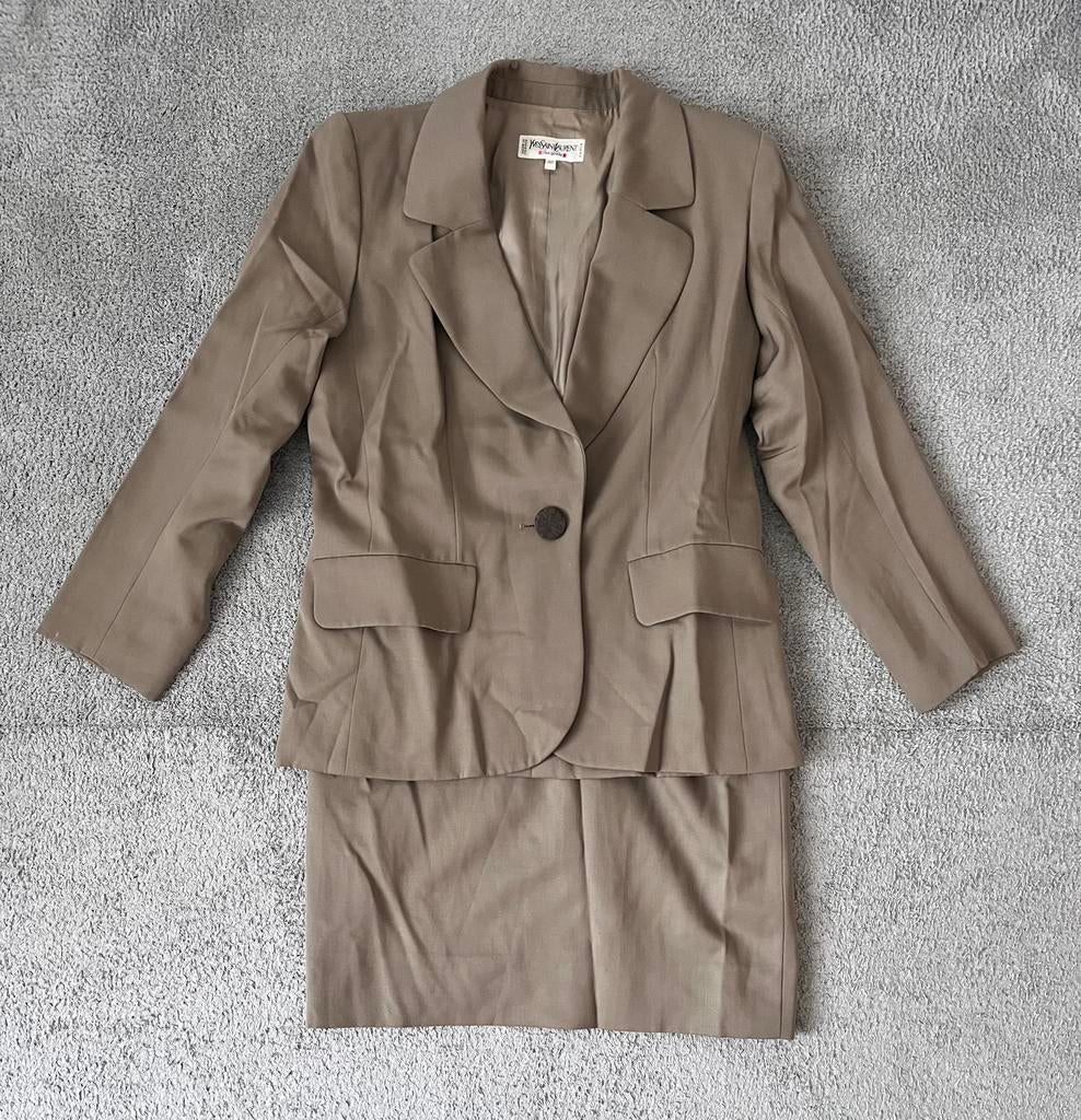 Yves Saint Laurent jas en rok set origineel!, Maat 38/40 (M), Kostuum of Pak, Overige kleuren, Ophalen of Verzenden