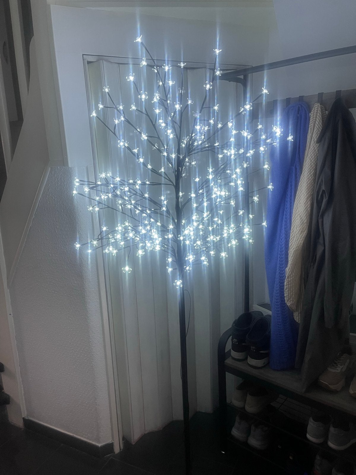 LED-boom met bloesemverlichting - Sfeervolle decoratie, Ophalen, Zwart, Kunststof, Zo goed als nieuw