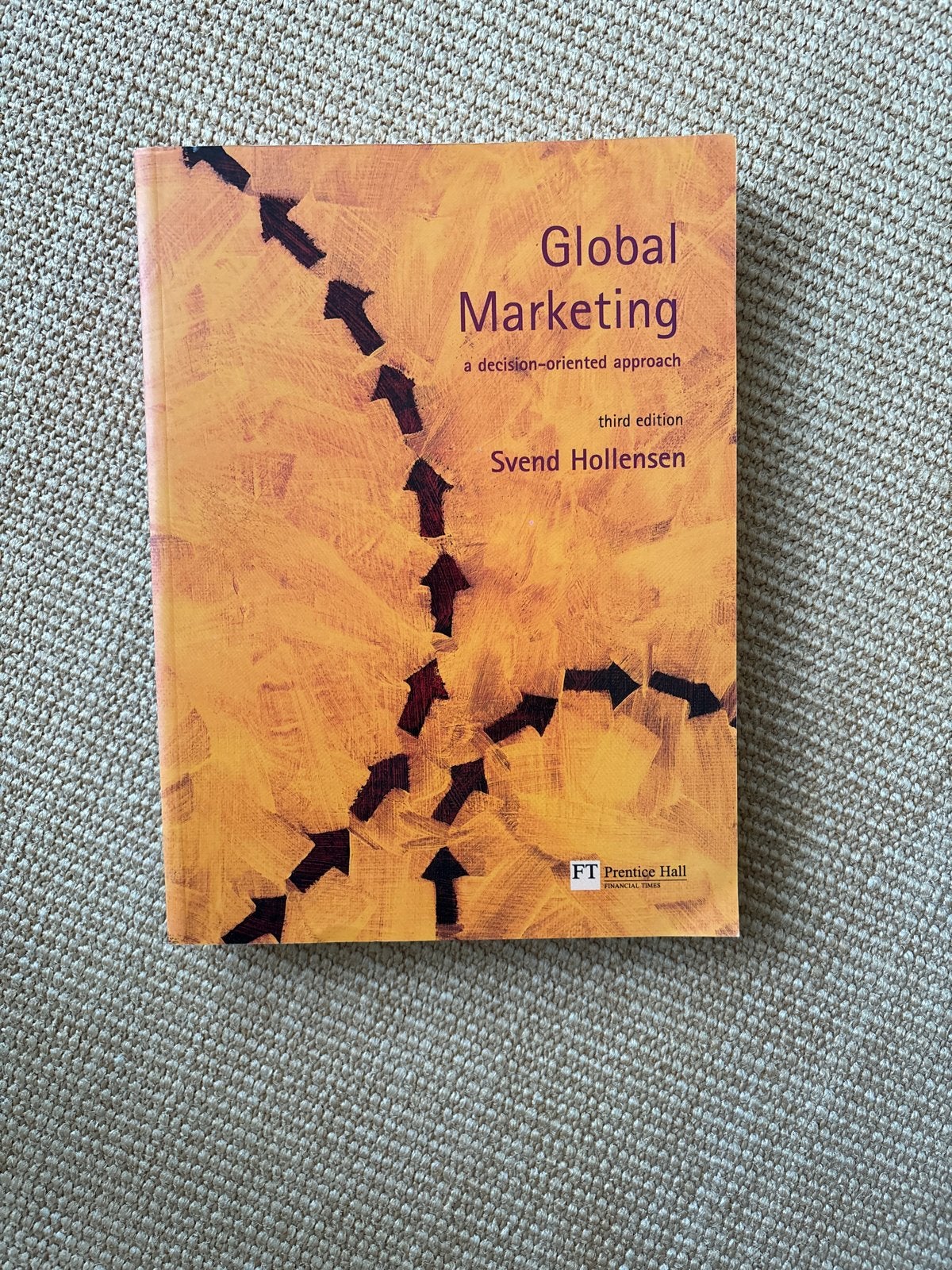 Global Marketing - Svend Hollensen (derde editie), Verzenden, Zo goed als nieuw, Economie en Marketing