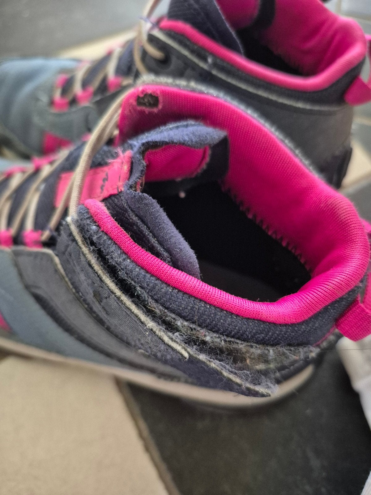 Quechua Bergschoenen Maat 31 (zool 19 cm), Ophalen, Gebruikt, Schoenen