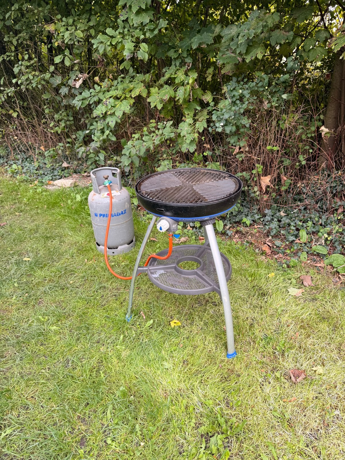 Cadac Carri Chef 2 BBQ met diverse accessoires