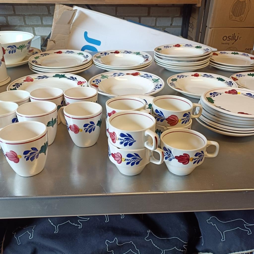 Groot Boerenbont Servies - Compleet en Zo Goed als Nieuw, Ophalen of Verzenden, Zo goed als nieuw, Aardewerk