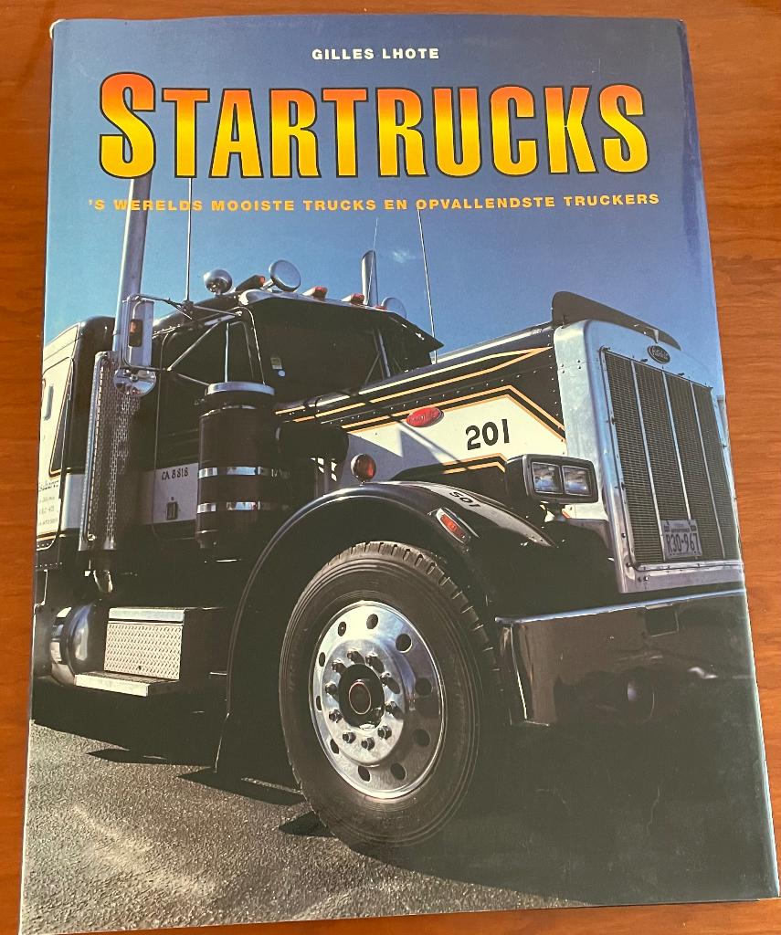 Startrucks /'s Werelds mooiste trucks en opvallende truckers, Boeken, Verzenden, Gelezen, Algemeen