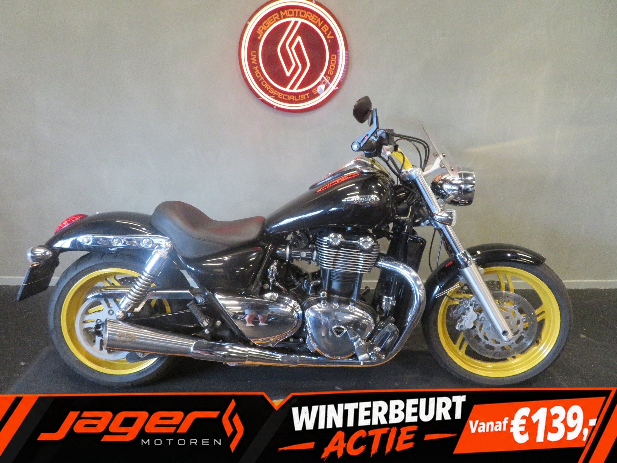 Triumph THUNDERBIRD 1600 NIEUWSTAAT! (bj 2011), Chopper, Gebruikt, Bedrijf