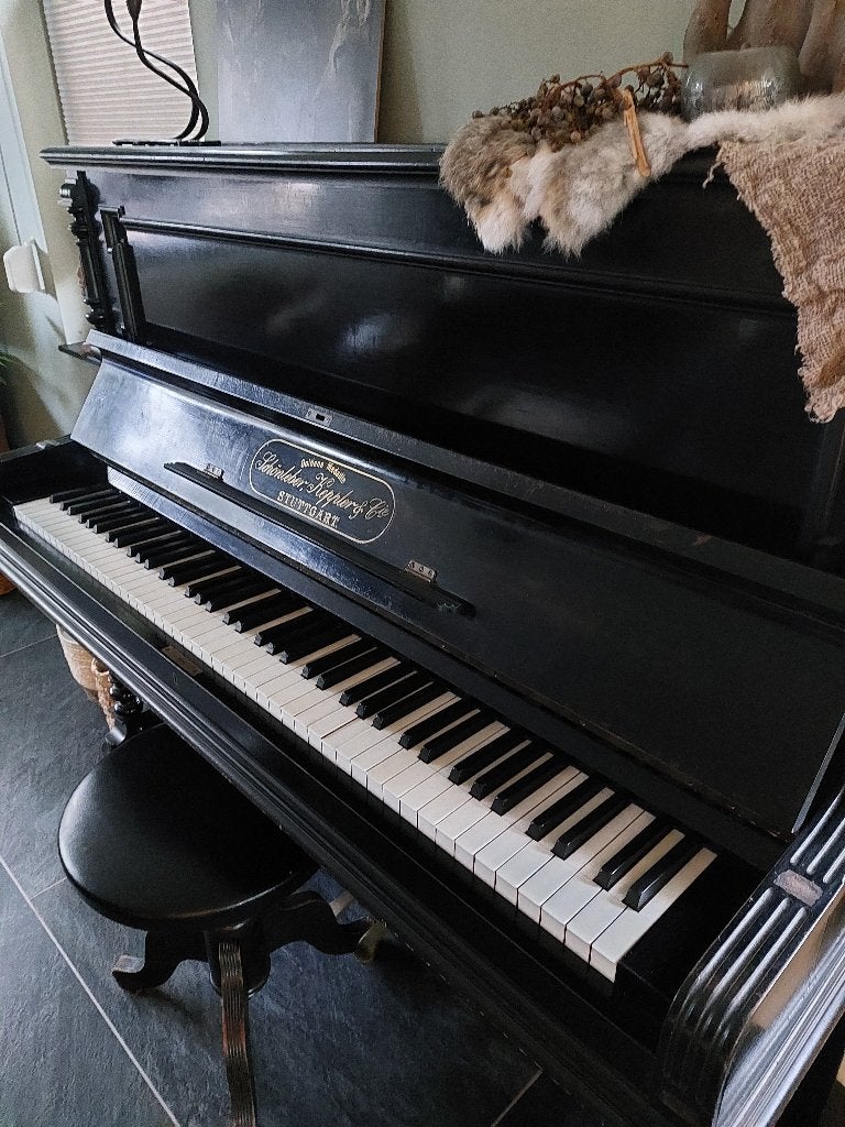 Antieke Schönleber, Keppler &  Piano - Meer dan 100 jaar oud