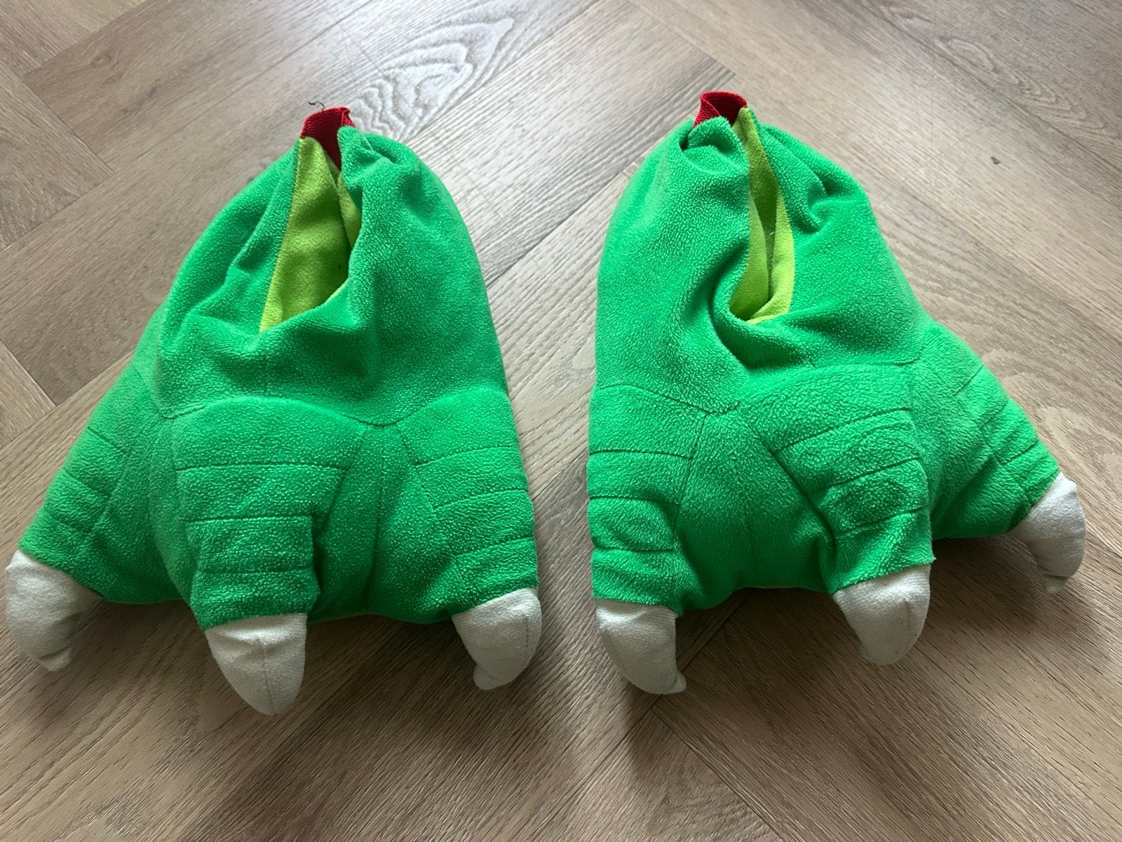 Efteling Drakenpantoffels Maat 38/41, Ophalen of Verzenden, Gebruikt, Kleding