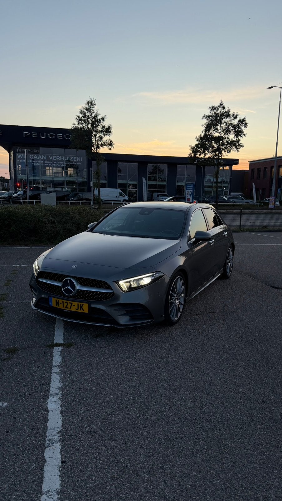 Mercedes-Benz A-Klasse A 200 Grijs, Auto's, Dealer onderhouden, Leder en Stof, Stationwagon, Particulier