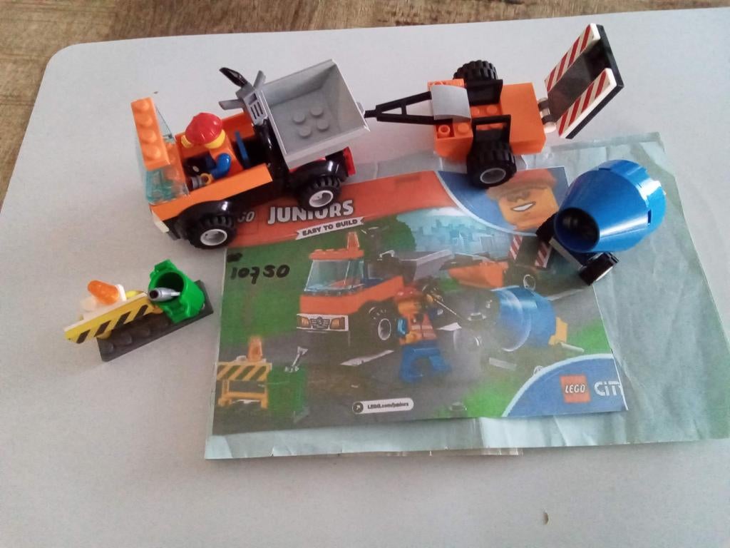 Lego Junior- Reparatietruck ( Lego nr - 10750, Lego, Ophalen of Verzenden, Zo goed als nieuw, Complete set