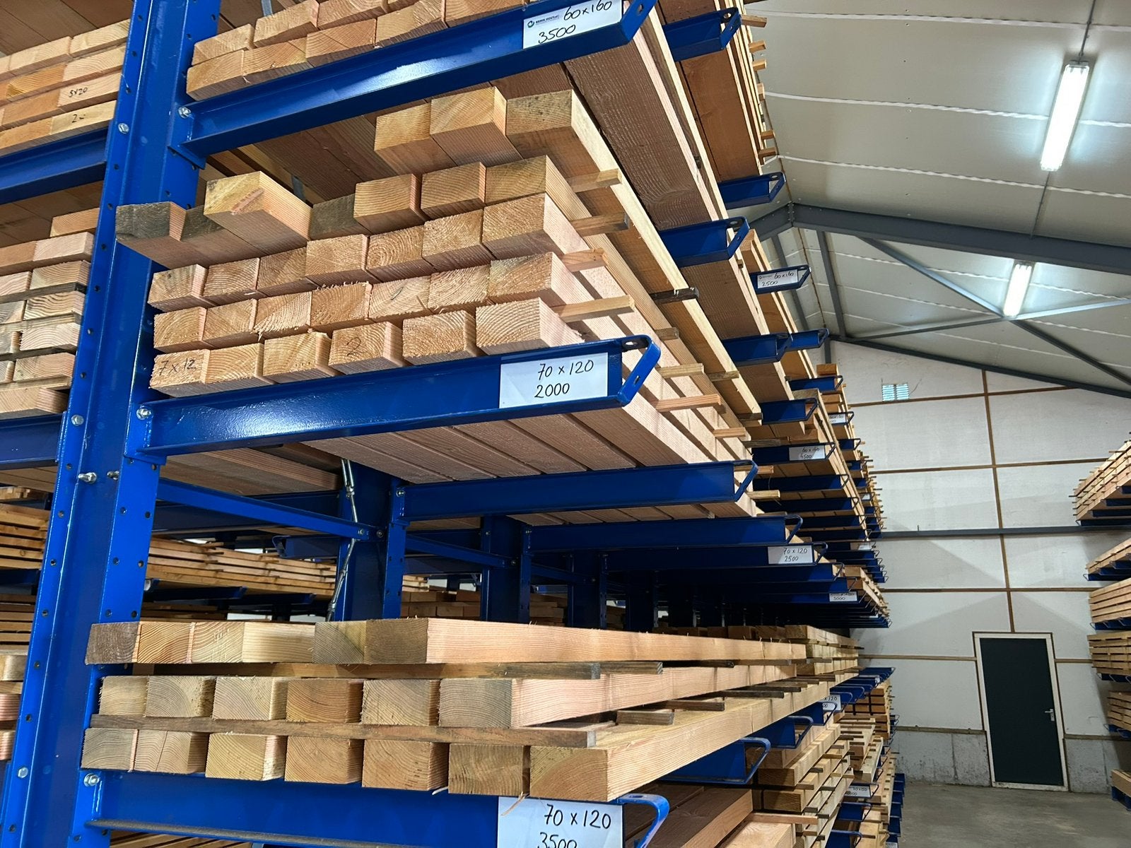 Douglas 70x120mm fijnbezaagd gording balk paal