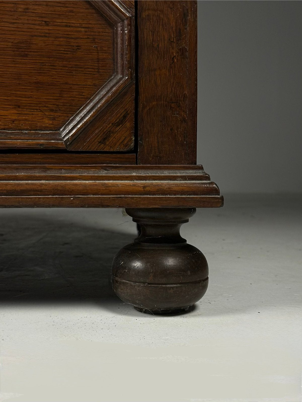 17e eeuwse ladekast eiken antiek, Huis en Inrichting, Kasten | Ladekasten, Gebruikt, Eikenhout, Minder dan 100 cm, 25 tot 50 cm