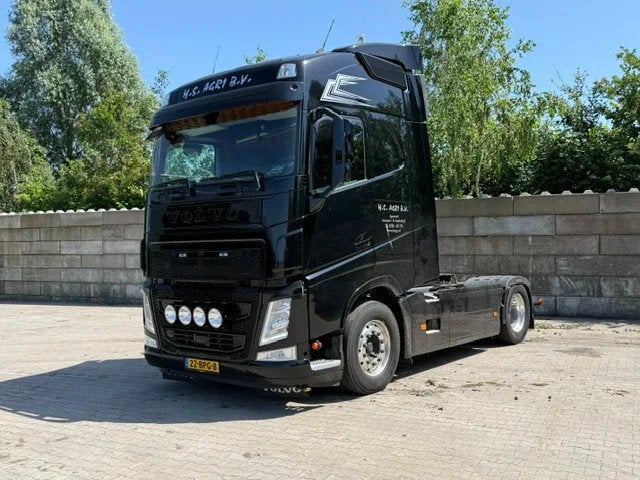 Volvo FH VTA3T (bj 2020), Automaat, Achterwielaandrijving, Euro 6, Zwart