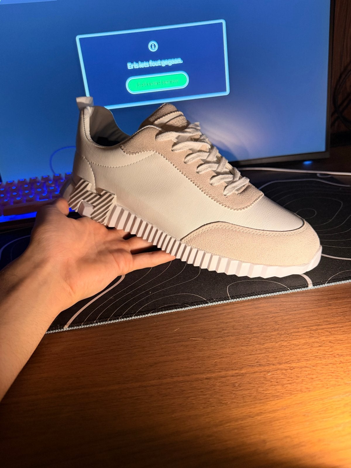 Hermes sneakers maat 44, vallen groter, nieuw, Kleding | Heren, Ophalen of Verzenden, Nieuw, Overige kleuren, Sneakers of Gympen