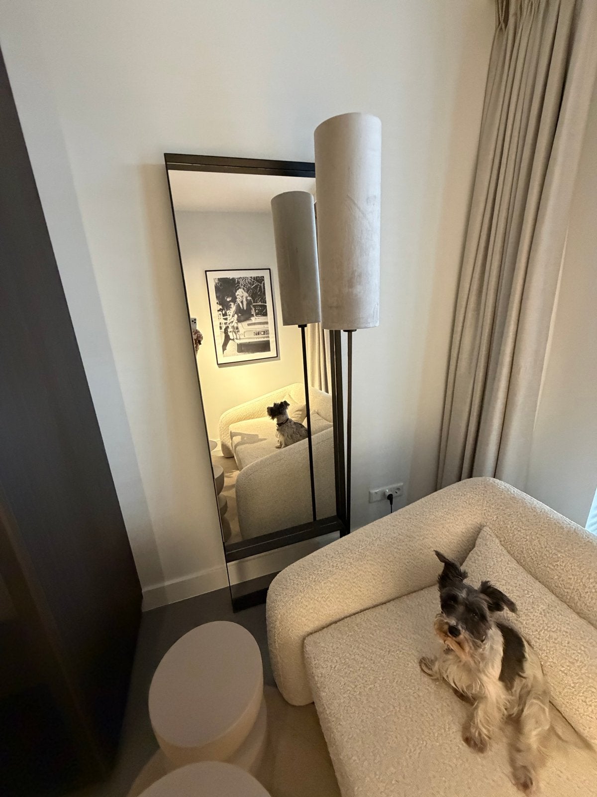 Grote staande spiegel met zwart frame, Huis en Inrichting, Woonaccessoires | Spiegels, Ophalen, Zo goed als nieuw, 75 tot 100 cm